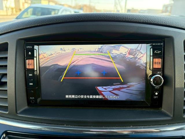 エルグランド ２５０ハイウェイスター　ナビ　ＥＴＣ　両側パワースライドドア　３列シート　オートエアコン　ドアミラーウインカー　プッシュスタート　ハーフレザーシート　フォグランプ（43枚目）