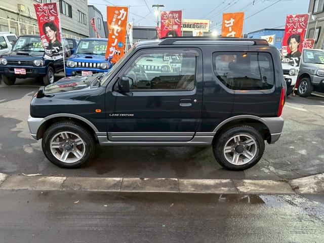 ジムニー ランドベンチャー　ＡＴ車　オーディオ　ドアサイドバイザー　電動格納ミラー　フォグランプ　ハーフレザーシート　　スペアタイヤ　４ＷＤ　ＡＢＳ（15枚目）