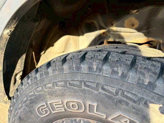 ジムニー ランドベンチャー　ＡＴ車　リフトアップ　オーディオ　電動格納ミラー　ドアサイドバイザー　オフロードタイヤ　４ＷＤ　ＡＢＳ（31枚目）