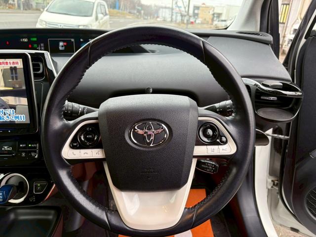 プリウス Ｓ　４ＷＤ　アルパインフローティングナビ　フルエアロ　ドラレコ　ＥＴＣ　バックカメラ　純正エンスタ　プッシュスタート　サイドバイザー　オートエアコン（39枚目）