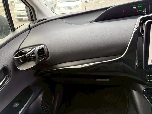 プリウス Ｓ　４ＷＤ　アルパインフローティングナビ　フルエアロ　ドラレコ　ＥＴＣ　バックカメラ　純正エンスタ　プッシュスタート　サイドバイザー　オートエアコン（51枚目）