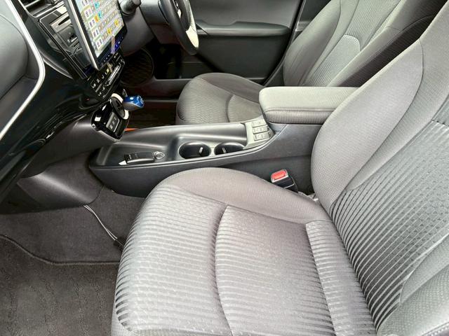 プリウス Ｓ　４ＷＤ　アルパインフローティングナビ　フルエアロ　ドラレコ　ＥＴＣ　バックカメラ　純正エンスタ　プッシュスタート　サイドバイザー　オートエアコン（53枚目）