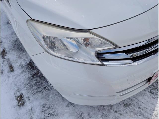 ノート ライダー エマージェンシーブレーキパッケージ ナビ バックカメラ ETC オートエアコン ドアサイドバイザー 電動格納ミラー ライトレベライザー(31枚目)