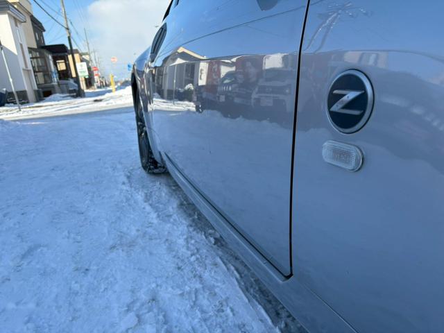 フェアレディZ バージョンS 走行5.9万キロ 6速MT ブレンボキャリパー 新規車検2年 防錆塗装(20枚目)