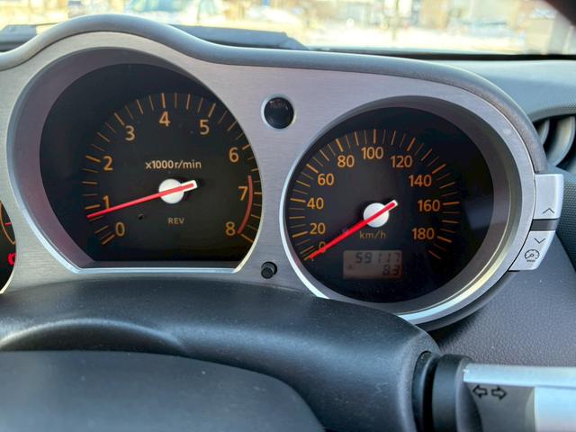 フェアレディZ バージョンS 走行5.9万キロ 6速MT ブレンボキャリパー 新規車検2年 防錆塗装(41枚目)