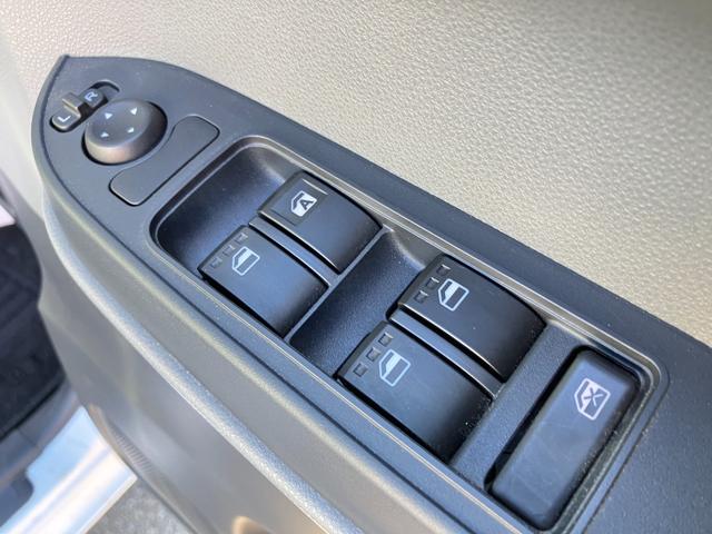 タント Ｌ　４ＷＤ　両側スライドドア　シートヒーター　キーレスエントリー　ＬＥＤヘッドライト　オートライト　ベンチシート　アイドリングストップ　パワーウィンドウ　パワーステアリング（25枚目）