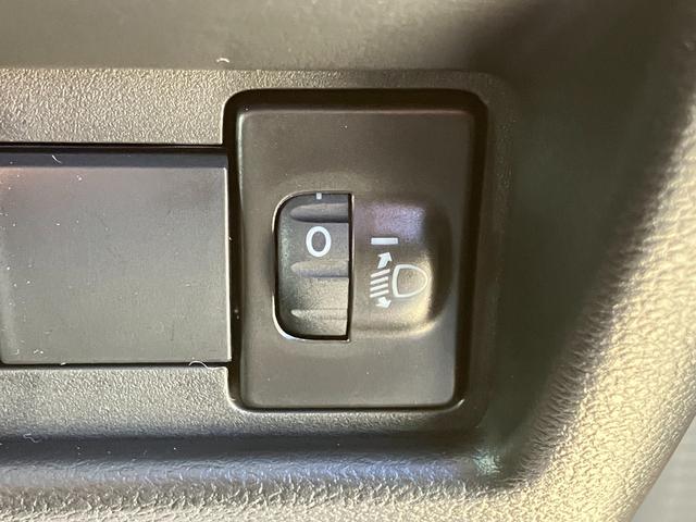スペーシア ハイブリッドＧ　届出済み未使用車　衝突被害軽減ブレーキ　両側スライドドア　ＬＥＤヘッドライト　スマートキー　プッシュスタート　シートヒーター　オートエアコン　オートハイビーム　電動格納ミラー　アイドリングストップ（24枚目）