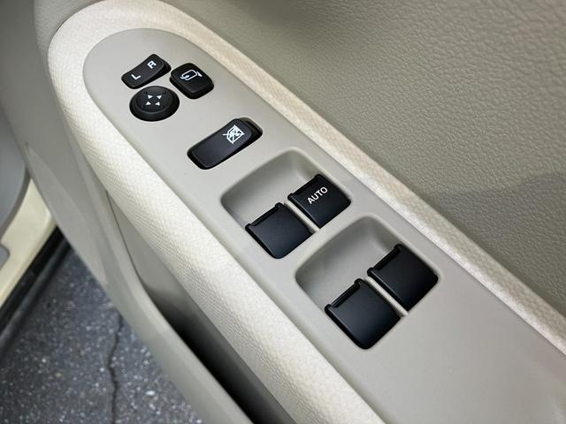 アルトラパン Ｇ　届出済み未使用車　衝突被害軽減ブレーキ　スマートキー　プッシュスタート　マニュアルエアコン　オートライト　シートヒーター　電動格納ミラー　クリアランスソナー　アイドリングストップ　横滑り防止（13枚目）