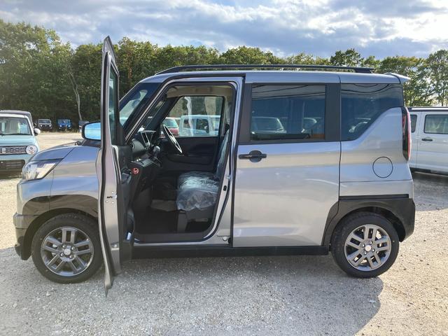 デリカミニ G プレミアム 届出済み未使用車 衝突被害軽減ブレーキ 両側電動スライドドア ステアリングヒーター シートヒーター 全方位カメラ アダプティブクルーズコントロール LEDヘッドライト LEDフォグランプ 4WD(5枚目)