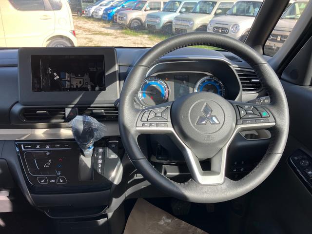 デリカミニ G プレミアム 届出済み未使用車 衝突被害軽減ブレーキ 両側電動スライドドア ステアリングヒーター シートヒーター 全方位カメラ アダプティブクルーズコントロール LEDヘッドライト LEDフォグランプ 4WD(19枚目)