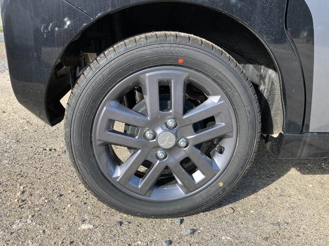 デリカミニ G プレミアム 届出済み未使用車 衝突被害軽減ブレーキ 両側電動スライドドア ステアリングヒーター シートヒーター 全方位カメラ アダプティブクルーズコントロール LEDヘッドライト LEDフォグランプ 4WD(42枚目)