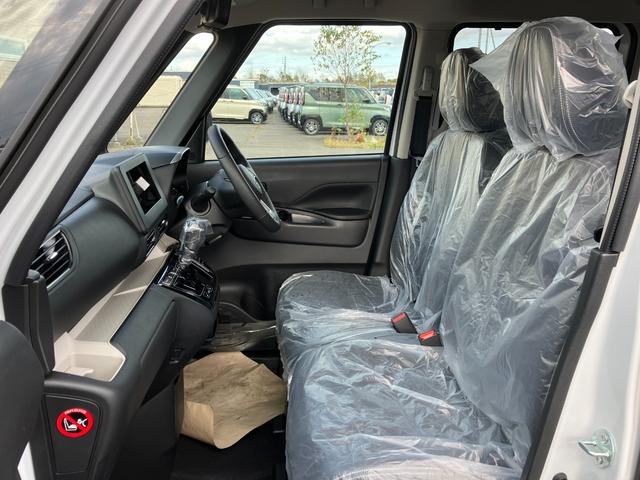 デリカミニ G プレミアム 届出済み未使用車 衝突被害軽減ブレーキ 両側電動スライドドア ステアリングヒーター シートヒーター 全方位カメラ アダプティブクルーズコントロール LEDヘッドライト LEDフォグランプ 4WD(13枚目)