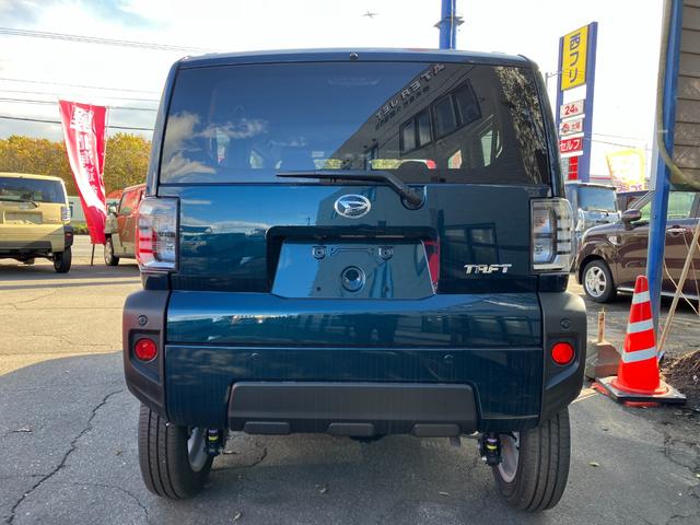 タフト G 届出済み未使用車 衝突被害軽減ブレーキ スマートキー LEDヘッドライト LEDフォグランプ アダプティブクルーズコントロール オートライト オートハイビーム 電子パーキングブレーキ 純正バックカメラ(8枚目)