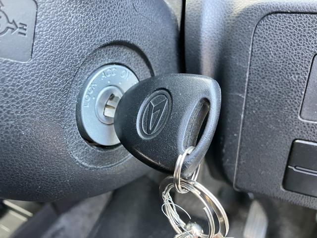 道内最大級の軽自動車在庫台数１０００台以上！自信の品揃えと価格でお客様をお出迎えいたします！大量仕入れだからできる自信の価格と、全てのメーカーの軽自動車が揃う展示場！是非一度足をお運びください！