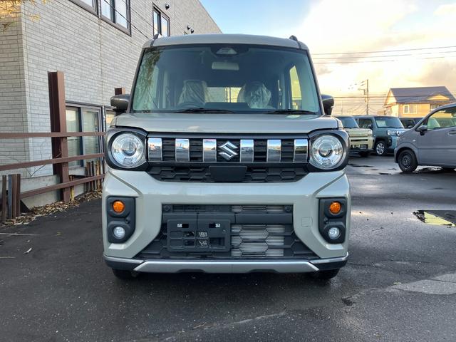 スペーシアギア ハイブリッドXZ 届出済み未使用車 衝突被害軽減ブレーキ スマートキー プッシュスタート 両側電動スライドドア LEDヘッドライト LEDフォグランプ アダプティブクルーズコントロール ステアリングヒーター(2枚目)