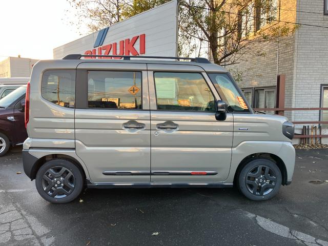 スペーシアギア ハイブリッドXZ 届出済み未使用車 衝突被害軽減ブレーキ スマートキー プッシュスタート 両側電動スライドドア LEDヘッドライト LEDフォグランプ アダプティブクルーズコントロール ステアリングヒーター(11枚目)