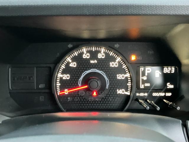 登録だけして走っていない状態なので故障やトラブルはほとんどありません！また保証継承の手続きを行う事で、万が一の時も新車の保証と同様に適用されるので、安心のカーライフをお約束できます。