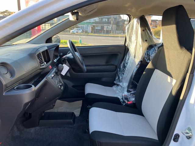 ミライース L SAIII 届出済未使用車 衝突被害軽減ブレーキ キーレスエントリー マニュアルエアコン オートライト オートハイビーム パワーステアリング パワーウィンドウ クリアランスソナー アイドリングストップ 横滑り防止(14枚目)