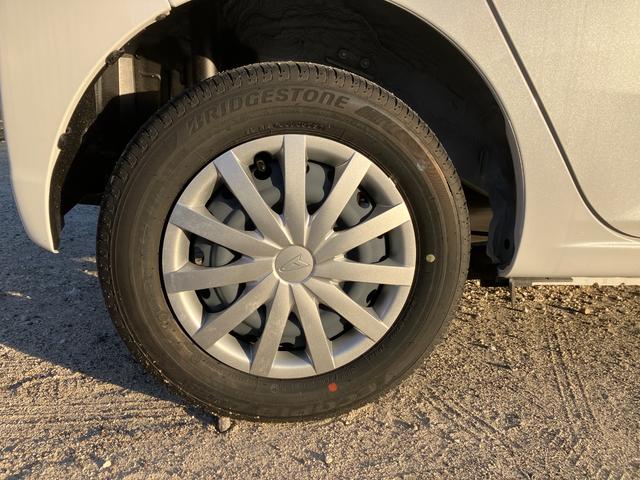 ミライース L SAIII 届出済未使用車 衝突被害軽減ブレーキ キーレスエントリー マニュアルエアコン オートライト オートハイビーム パワーステアリング パワーウィンドウ クリアランスソナー アイドリングストップ 横滑り防止(38枚目)