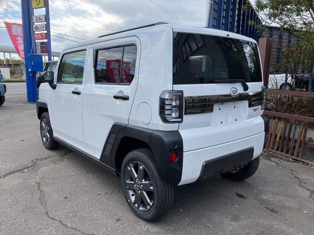 タフト Ｇ　ダーククロムベンチャー　届出済み未使用車　衝突被害軽減ブレーキ　スマートキー　ＬＥＤヘッドライト　ＬＥＤフォグランプ　アダプティブクルーズコントロール　オートライト　オートハイビーム　電子パーキングブレーキ　純正バックカメラ（7枚目）