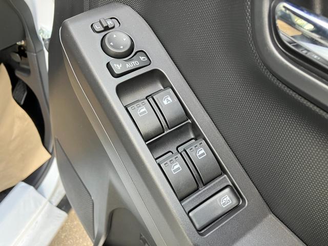 タフト Ｇ　ダーククロムベンチャー　届出済み未使用車　衝突被害軽減ブレーキ　スマートキー　ＬＥＤヘッドライト　ＬＥＤフォグランプ　アダプティブクルーズコントロール　オートライト　オートハイビーム　電子パーキングブレーキ　純正バックカメラ（21枚目）