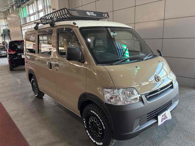 タウンエースバン ＧＬ　４ＷＤ　両側スライドドア　ＣＶＴ　ＣＤ　エアコン　パワーウィンドウ　運転席エアバッグ　センターデフロック（3枚目）