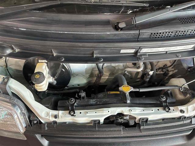 タウンエースバン ＧＬ　４ＷＤ　両側スライドドア　ＣＶＴ　ＣＤ　エアコン　パワーウィンドウ　運転席エアバッグ　センターデフロック（15枚目）