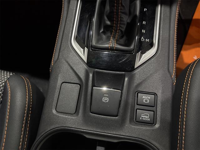 ＸＶ アドバンス　４ＷＤ　クリアランスソナー　オートクルーズコントロール　レーンアシスト　パワーシート　衝突被害軽減システム　ＴＶ　オートライト　ＬＥＤヘッドランプ　アルミホイール　スマートキー　電動格納ミラー　ＣＶＴ（9枚目）