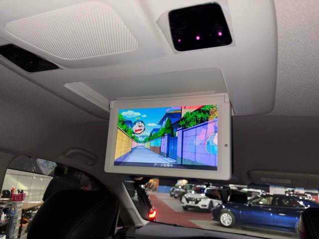 エルグランド ２５０ハイウェイスターＳ　４ＷＤ　ＥＴＣ　全周囲カメラ　ＴＶ　オートクルーズコントロール　両側電動スライドドア　ＬＥＤヘッドランプ　スマートキー　後席モニター　３列シート　ＣＶＴ　アルミホイール　盗難防止システム（10枚目）