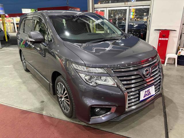 エルグランド ２５０ハイウェイスターＳ　４ＷＤ　ＥＴＣ　全周囲カメラ　ＴＶ　オートクルーズコントロール　両側電動スライドドア　ＬＥＤヘッドランプ　スマートキー　後席モニター　３列シート　ＣＶＴ　アルミホイール　盗難防止システム（14枚目）