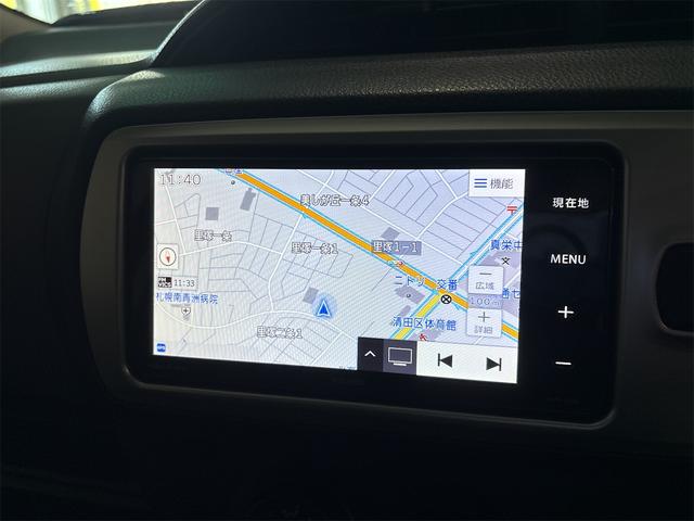 ヴィッツ Ｆ　４ＷＤ　ＥＴＣ　バックカメラ　ナビ　ＴＶ　スマートキー　電動格納ミラー　ＣＶＴ　衝突安全ボディ　ＡＢＳ　ＥＳＣ　ＣＤ　エアコン（6枚目）