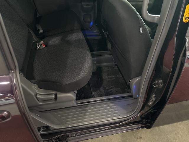 シエンタ ＤＩＣＥ－Ｇ　４ＷＤ　ＥＴＣ　バックカメラ　ナビ　ＴＶ　両側電動スライドドア　ＨＩＤ　キーレスエントリー　電動格納ミラー　後席モニター　ＡＴ　ＵＳＢ　Ｂｌｕｅｔｏｏｔｈ　衝突安全ボディ　ＡＢＳ　エアコン（24枚目）