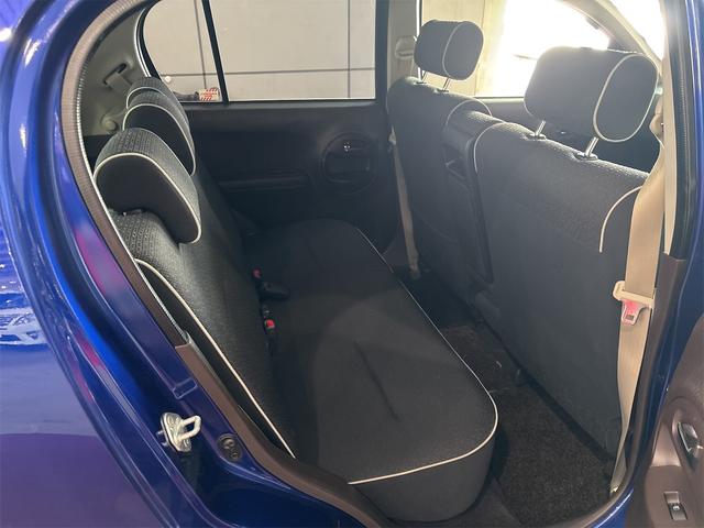 パッソ 1.0X Lパッケージ・キリリ 4WD アルミホイール HID スマートキー 電動格納ミラー CVT 盗難防止システム 衝突安全ボディ ベンチシート ABS ESC CD USB ミュージックプレイヤー接続可 エアコン(10枚目)