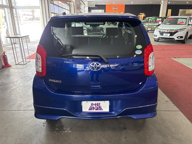 パッソ 1.0X Lパッケージ・キリリ 4WD アルミホイール HID スマートキー 電動格納ミラー CVT 盗難防止システム 衝突安全ボディ ベンチシート ABS ESC CD USB ミュージックプレイヤー接続可 エアコン(16枚目)