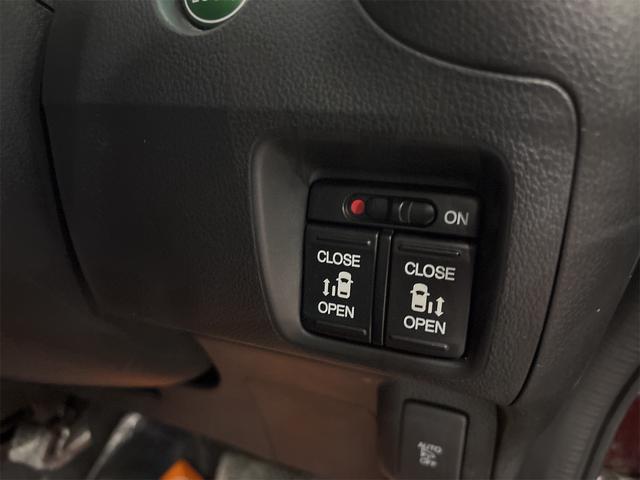 N-BOXカスタム G・ターボLパッケージ 4WD ETC バックカメラ 両側電動スライドドア ナビ TV オートクルーズコントロール HID スマートキー アイドリングストップ 電動格納ミラー シートヒーター ベンチシート CVT(10枚目)