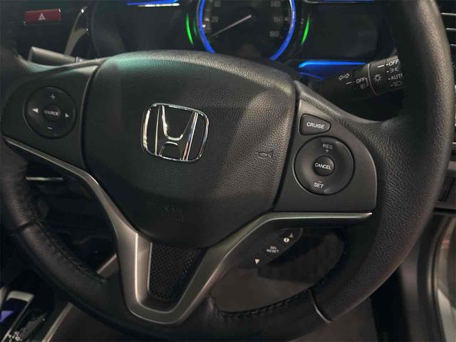 グレイス ハイブリッドＬＸ　４ＷＤ　オートクルーズコントロール　バックカメラ　ナビ　ＴＶ　アルミホイール　オートライト　ＬＥＤヘッドランプ　ＡＴ　シートヒーター　スマートキー　アイドリングストップ　電動格納ミラー（3枚目）