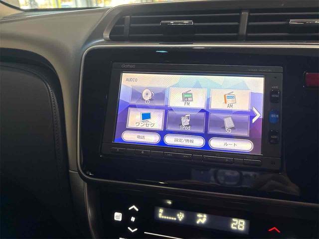 グレイス ハイブリッドＬＸ　４ＷＤ　オートクルーズコントロール　バックカメラ　ナビ　ＴＶ　アルミホイール　オートライト　ＬＥＤヘッドランプ　ＡＴ　シートヒーター　スマートキー　アイドリングストップ　電動格納ミラー（6枚目）