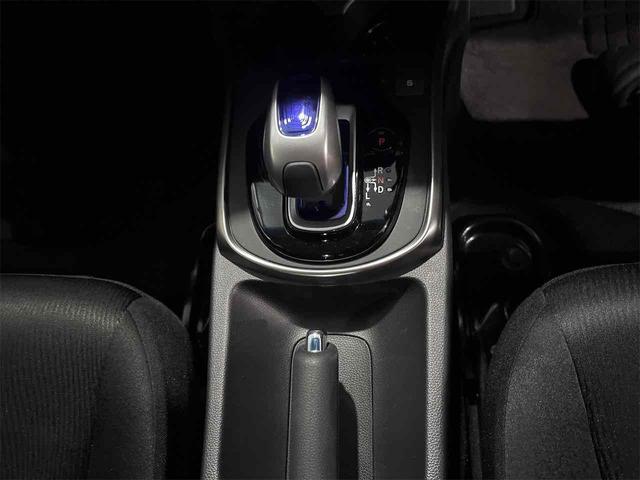 グレイス ハイブリッドＬＸ　４ＷＤ　オートクルーズコントロール　バックカメラ　ナビ　ＴＶ　アルミホイール　オートライト　ＬＥＤヘッドランプ　ＡＴ　シートヒーター　スマートキー　アイドリングストップ　電動格納ミラー（23枚目）