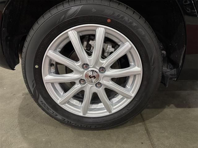 フィット ｅ：ＨＥＶベーシック　４ＷＤ　バックカメラ　ナビ　ＴＶ　クリアランスソナー　オートクルーズコントロール　レーンアシスト　衝突被害軽減システム　アルミホイール　オートライト　ＬＥＤヘッドランプ　スマートキー（20枚目）