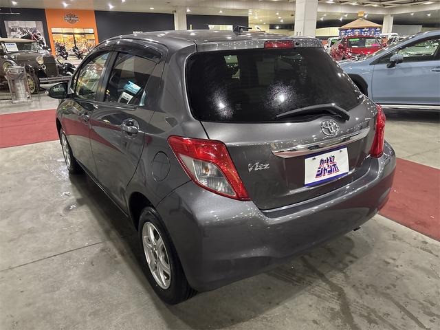 ヴィッツ F 4WD ナビ TV アルミホイール キーレスエントリー 電動格納ミラー CVT 衝突安全ボディ ABS CD DVD再生 Bluetooth エアコン パワーステアリング パワーウィンドウ(17枚目)