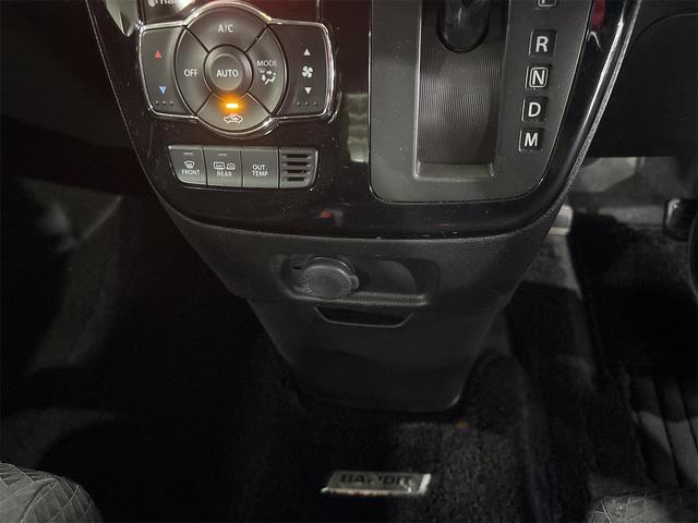 ソリオバンディット ハイブリッドMV 4WD 全周囲カメラ TV 両側スライド・片側電動 クリアランスソナー オートクルーズコントロール レーンアシスト 衝突被害軽減システム アルミホイール オートライト LEDヘッドランプ スマートキー(10枚目)