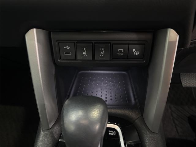 カローラクロス ハイブリッド Z 4WD 全周囲カメラ クリアランスソナー オートクルーズコントロール レーンアシスト パワーシート パークアシスト 衝突被害軽減システム TV オートマチックハイビーム オートライト(8枚目)