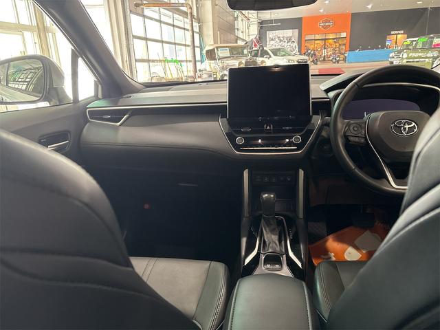 カローラクロス ハイブリッド Z 4WD 全周囲カメラ クリアランスソナー オートクルーズコントロール レーンアシスト パワーシート パークアシスト 衝突被害軽減システム TV オートマチックハイビーム オートライト(24枚目)