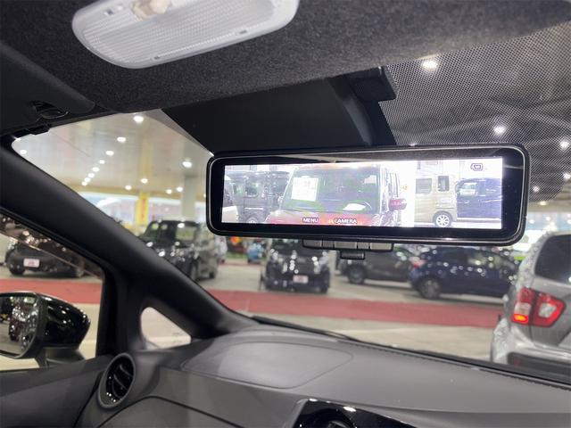 ノート Ｘ　ＦＯＵＲ　ブラックアロー　４ＷＤ　全周囲カメラ　ナビ　ＴＶ　クリアランスソナー　レーンアシスト　衝突被害軽減システム　アルミホイール　スマートキー　電動格納ミラー　ＣＶＴ　盗難防止システム　衝突安全ボディ　ＡＢＳ　ＥＳＣ　ＣＤ（11枚目）