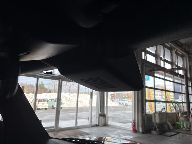 タフト Ｘ　４ＷＤ　バックカメラ　ＴＶ　クリアランスソナー　衝突被害軽減システム　ＬＥＤヘッドランプ　スマートキー　アイドリングストップ　電動格納ミラー　サンルーフ　ＣＶＴ　盗難防止システム　ＡＢＳ　ＥＳＣ　ＣＤ（28枚目）