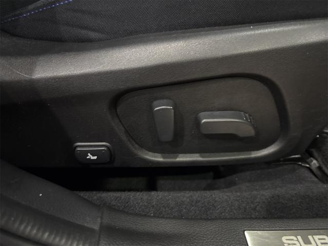 レヴォーグ １．６ＧＴ－Ｓアイサイト　４ＷＤ　ドライブレコーダー　ＥＴＣ　バックカメラ　サイドカメラ　ナビ　ＴＶ　オートクルーズコントロール　レーンアシスト　衝突被害軽減システム　アルミホイール　ＬＥＤヘッドランプ　パワーシート（28枚目）