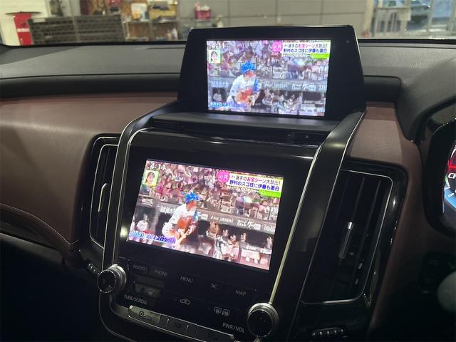 クラウンハイブリッド ＲＳアドバンス　Ｆｏｕｒ　４ＷＤ　ドライブレコーダー　クリアランスソナー　レーンアシスト　オートクルーズコントロール　パークアシスト　衝突被害軽減システム　全周囲カメラ　ナビ　ＴＶ　アルミホイール　オートマチックハイビーム（3枚目）