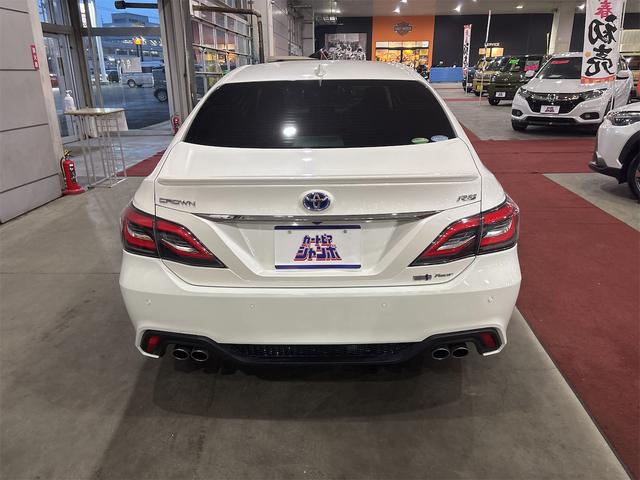 クラウンハイブリッド ＲＳアドバンス　Ｆｏｕｒ　４ＷＤ　ドライブレコーダー　クリアランスソナー　レーンアシスト　オートクルーズコントロール　パークアシスト　衝突被害軽減システム　全周囲カメラ　ナビ　ＴＶ　アルミホイール　オートマチックハイビーム（16枚目）