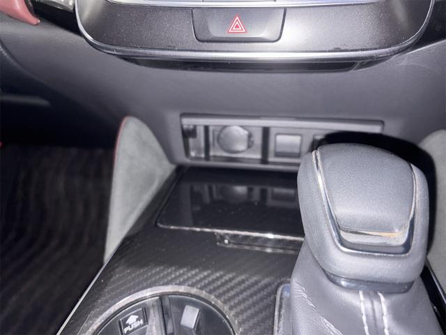 クラウンハイブリッド ＲＳアドバンス　Ｆｏｕｒ　４ＷＤ　ドライブレコーダー　クリアランスソナー　レーンアシスト　オートクルーズコントロール　パークアシスト　衝突被害軽減システム　全周囲カメラ　ナビ　ＴＶ　アルミホイール　オートマチックハイビーム（31枚目）