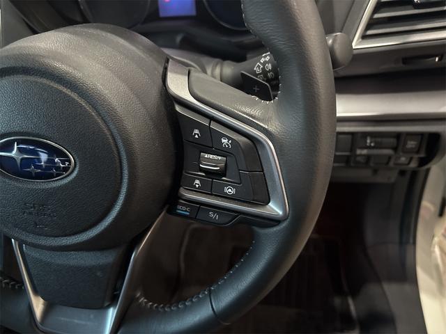 インプレッサスポーツ アドバンス　４ＷＤ　バックカメラ　サイドカメラ　ナビ　ＴＶ　クリアランスソナー　オートクルーズコントロール　レーンアシスト　衝突被害軽減システム　アルミホイール　ＬＥＤヘッドランプ　パワーシート　スマートキー（4枚目）